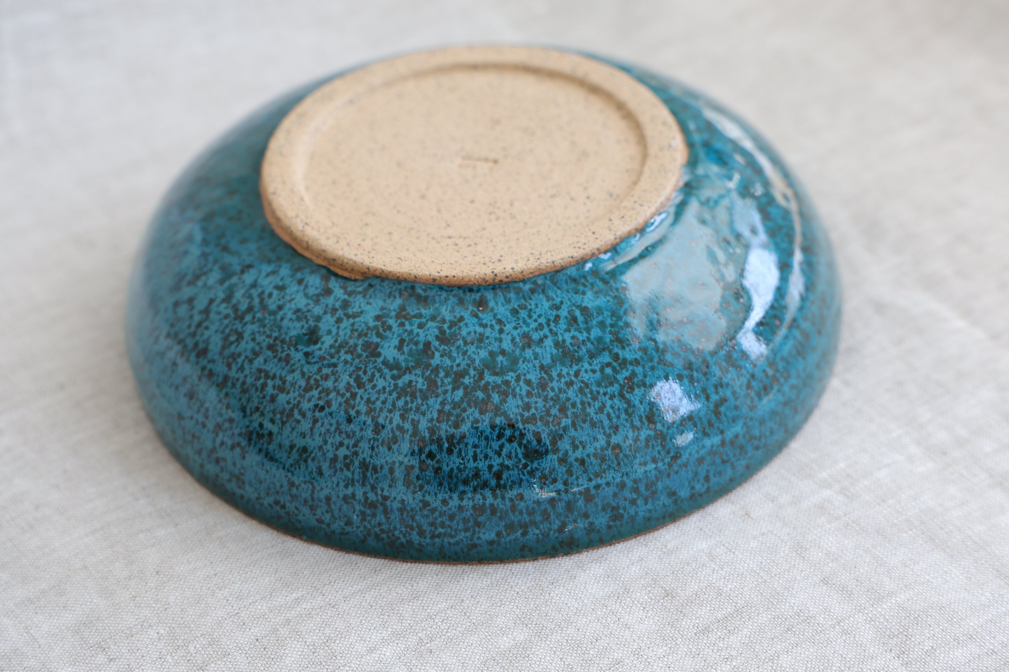 Handmade Ceramic Bowls – Minimalist Pottery, Made to Order