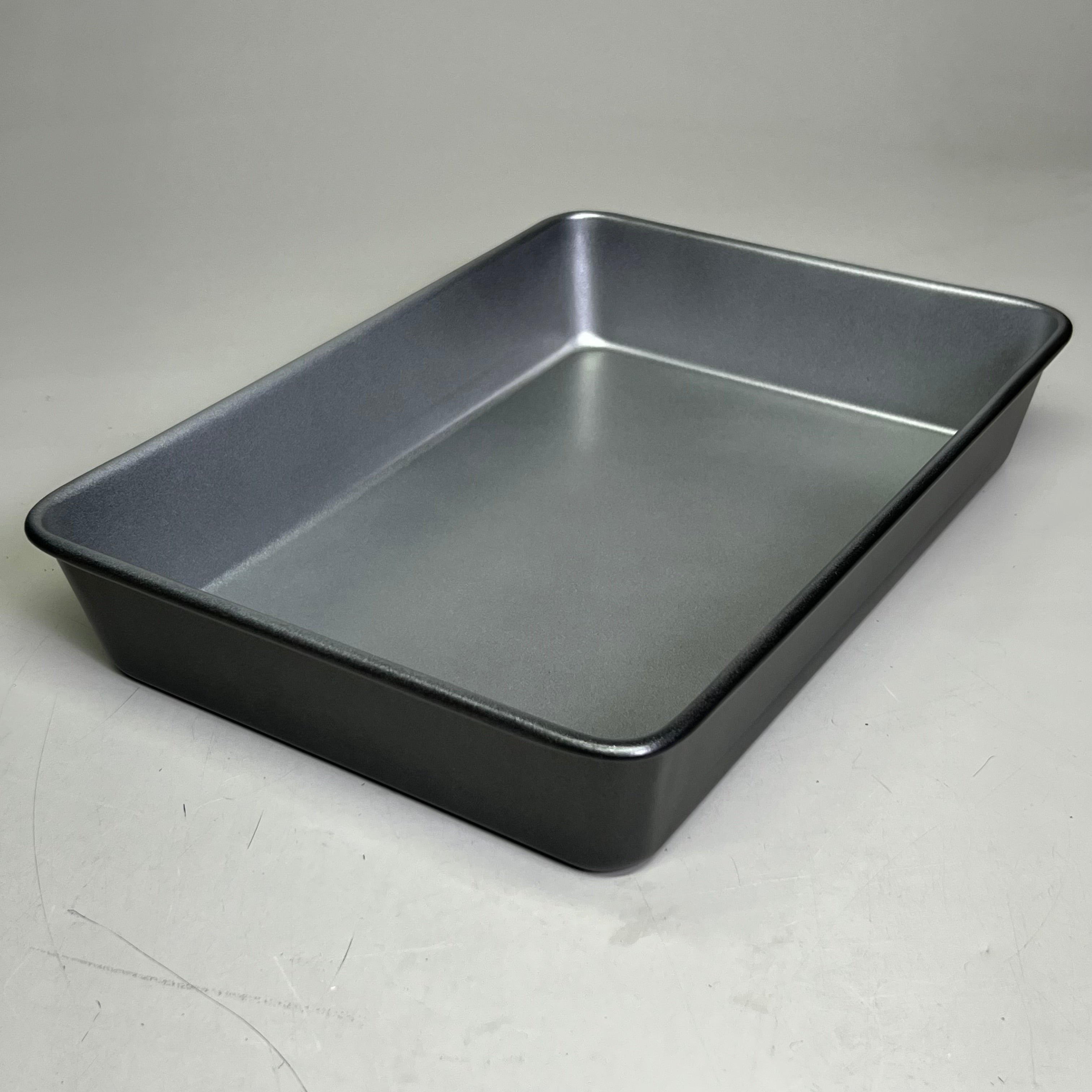 Cuisinart 6-Piece Nonstick Bakeware Set – Grey MB-6S