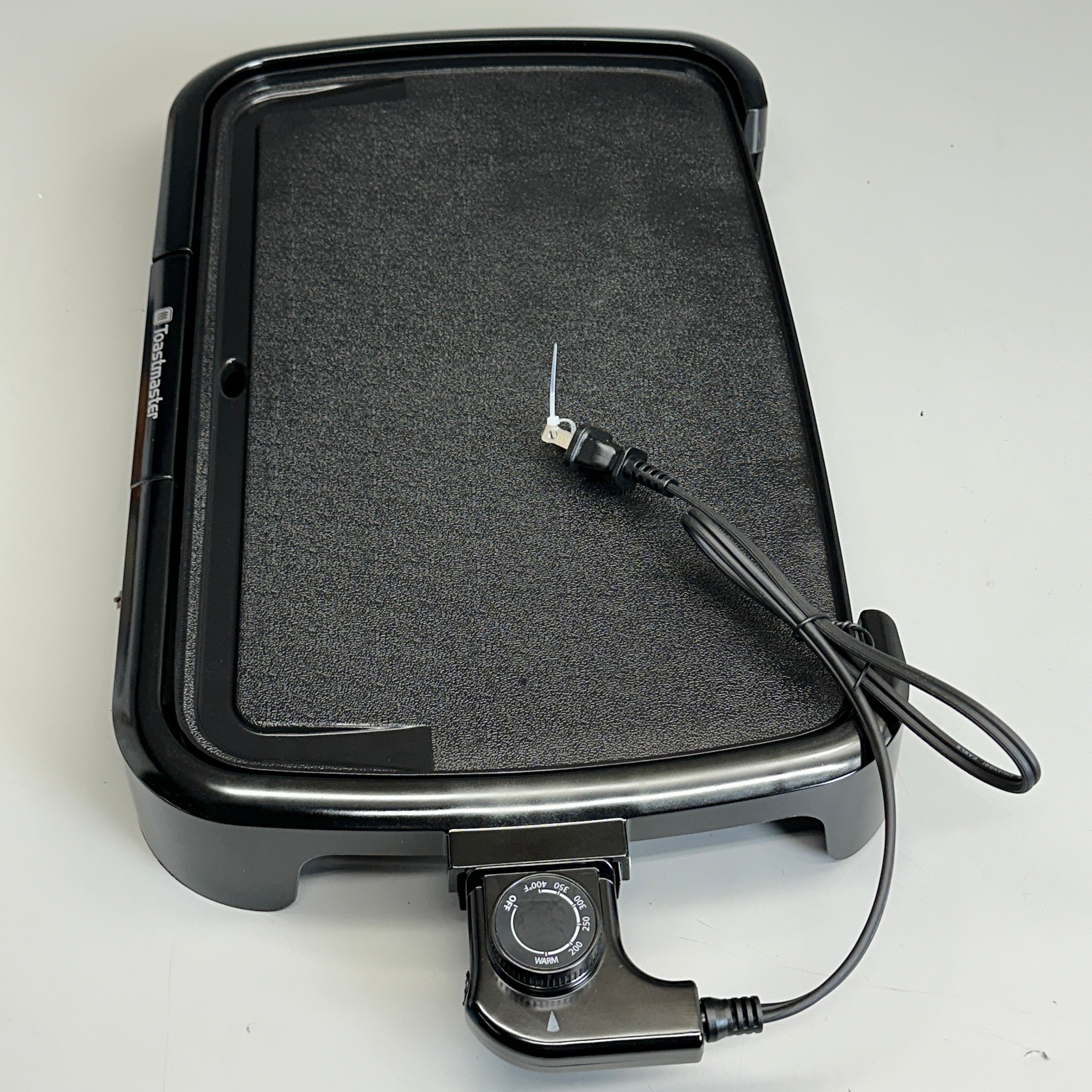 Toastmaster 10x16" Electric Griddle – Black