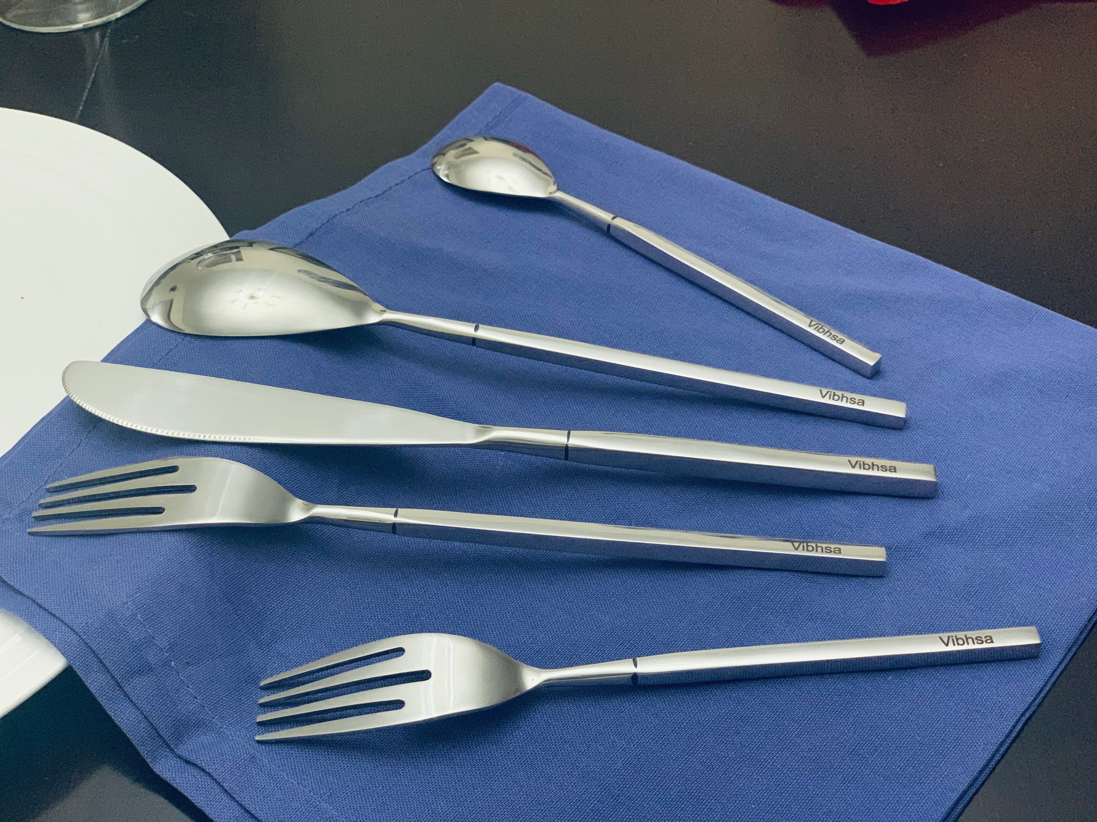 Vibhsa Modern Stainless Steel Flatware Set of 20 Pieces