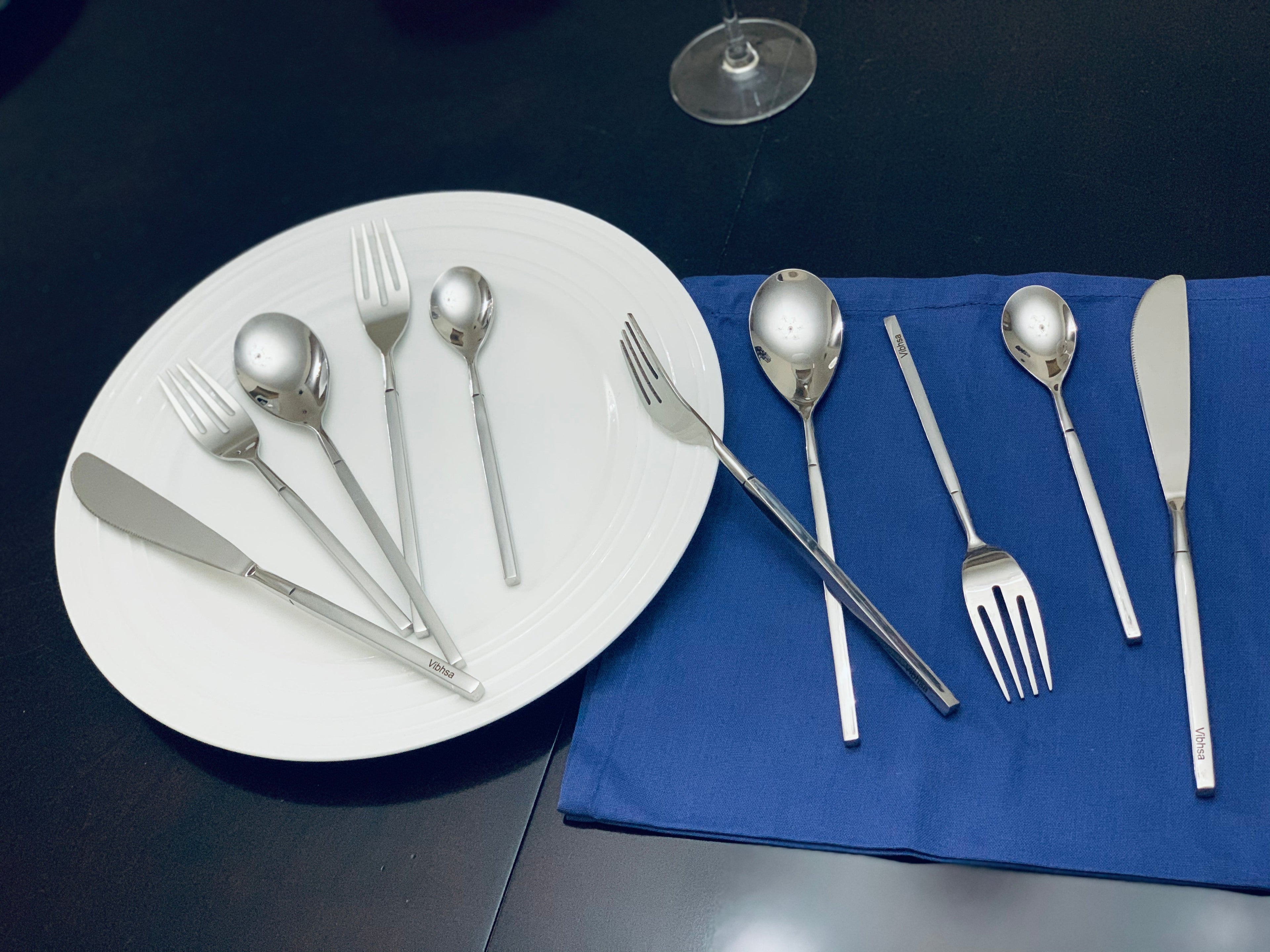 Vibhsa Modern Stainless Steel Flatware Set of 20 Pieces
