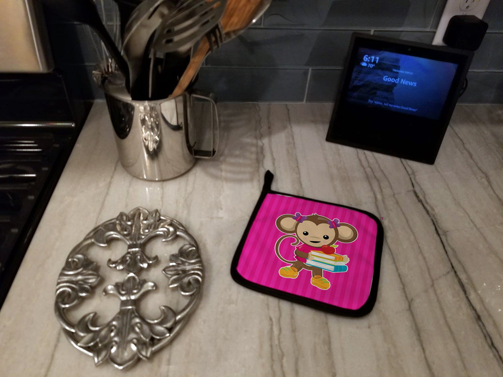 Monkey and School books Pot Holders - Set of 2 - Heat-Resistant Kitchen Essentials BB7018PTHD