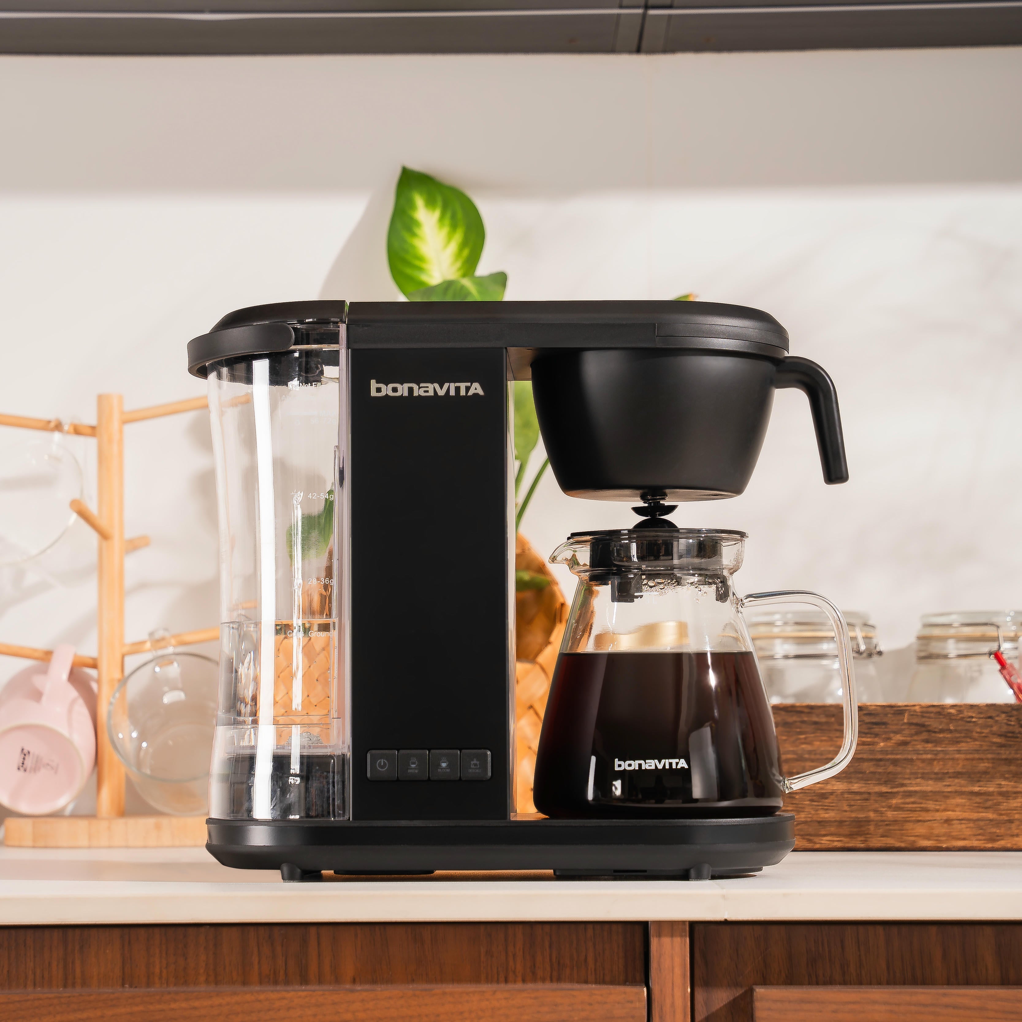 Enthusiast 8-Cup Drip Coffee Brewer with Thermal or Glass Carafe – 1.3L