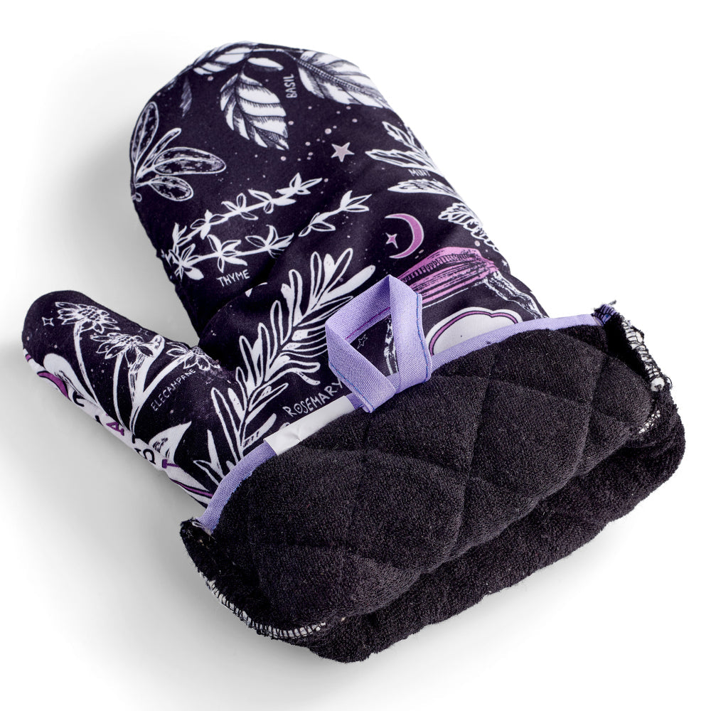 Kitchen Witch Oven Mitt Set – Heat Resistant Baking Gloves
