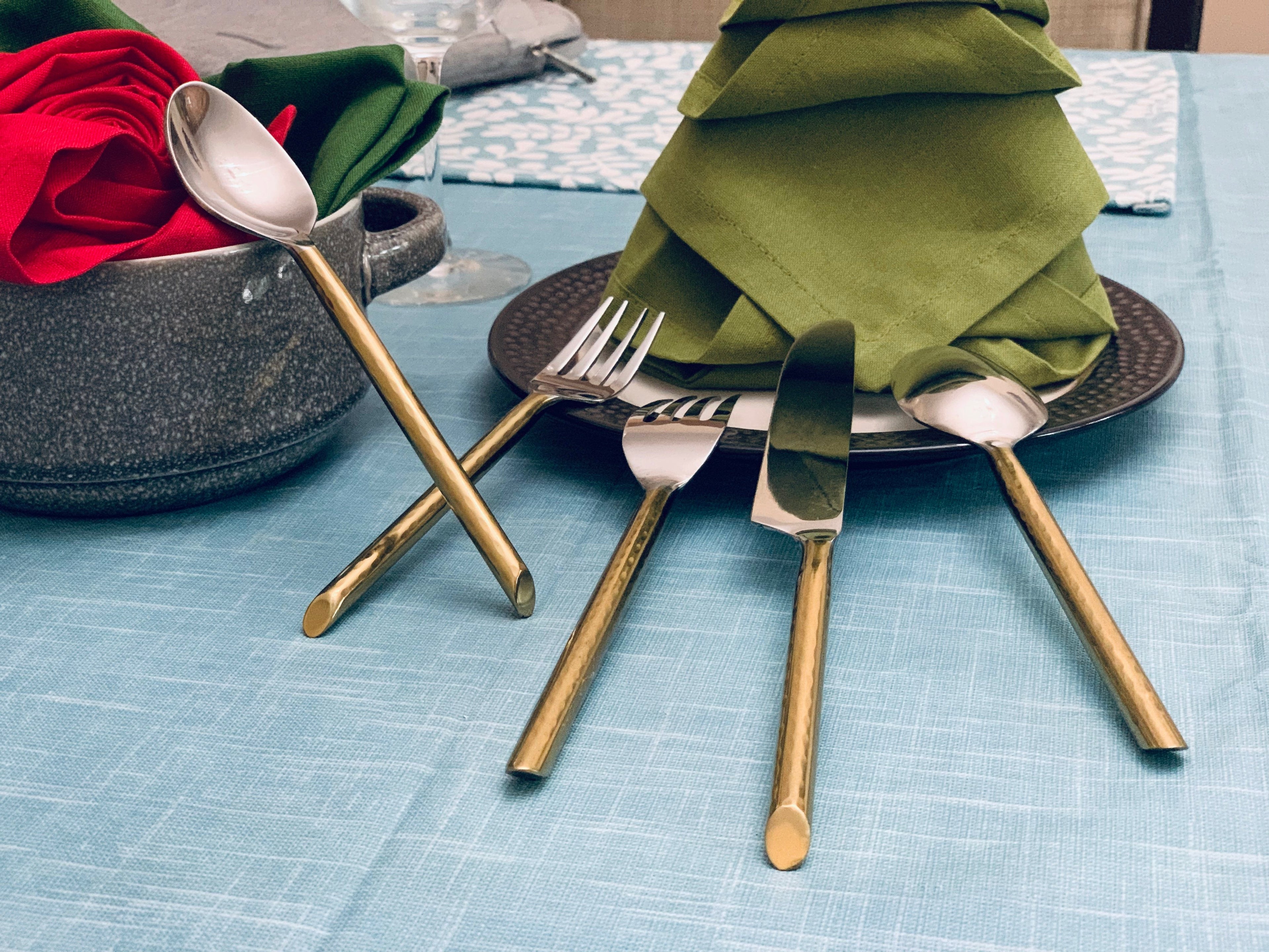 Vibhsa Golden Silverware Flatware Set of 30 Pieces