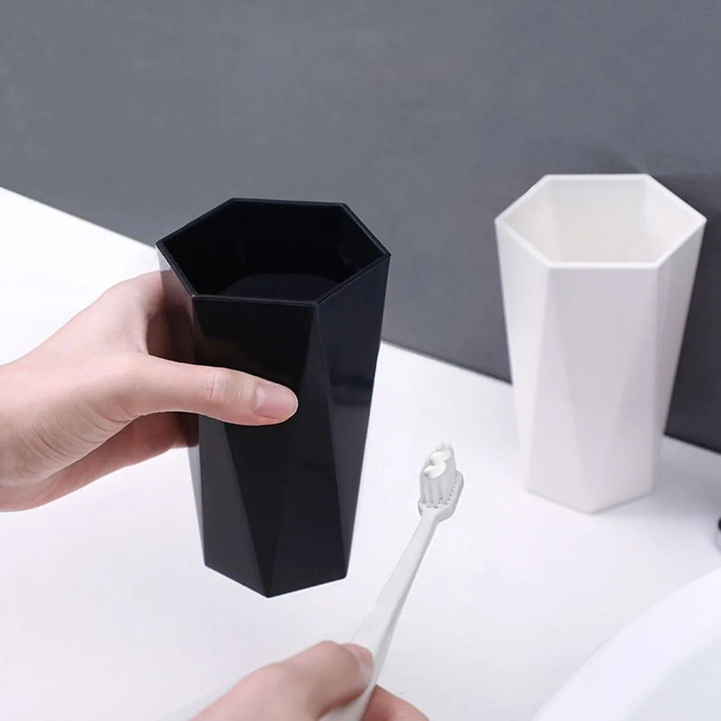 プラスチック製マウスウォッシュカップ 300ML 携帯用歯ブラシカップ バスルーム洗面カップ 家庭用 ホテル用バスルームアクセサリー