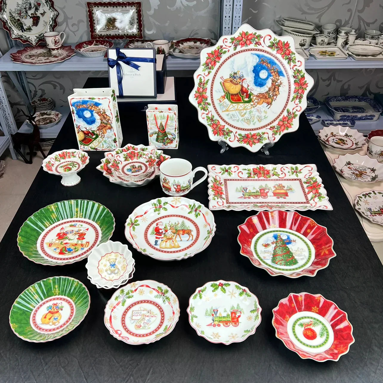 DecorBites Christmas Tableware & Dinnerware Set