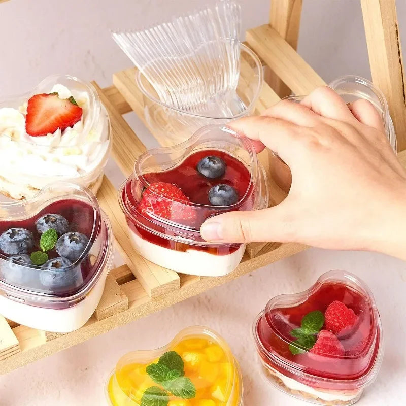 5/20x Disposable Plastic Cups with Lids Heart-shaped Clear Dessert Cup Pudding Container for Ice Cream Cake Fruit Yogurt Bowls