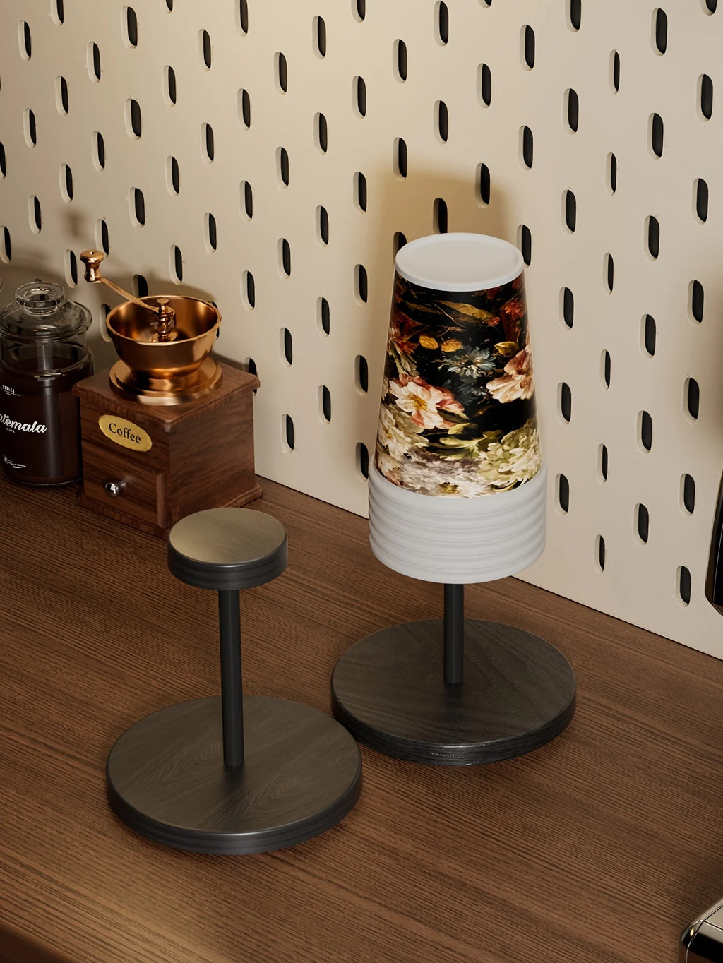 Plastic Creative Round Cup Holde,Suitable for Storing Disposable Paper Cups on Counters and Tabletop,As Well As Outdoor Utensils