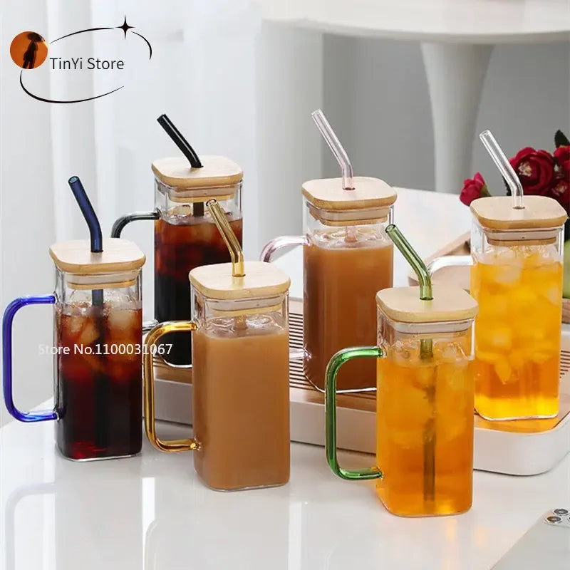 DecorBites 350ml Square Mug with Lid & Straw – Colored Handle Glass