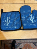 Qeheb Blue Western Cactus Oven Mitts & Pot Holders Set