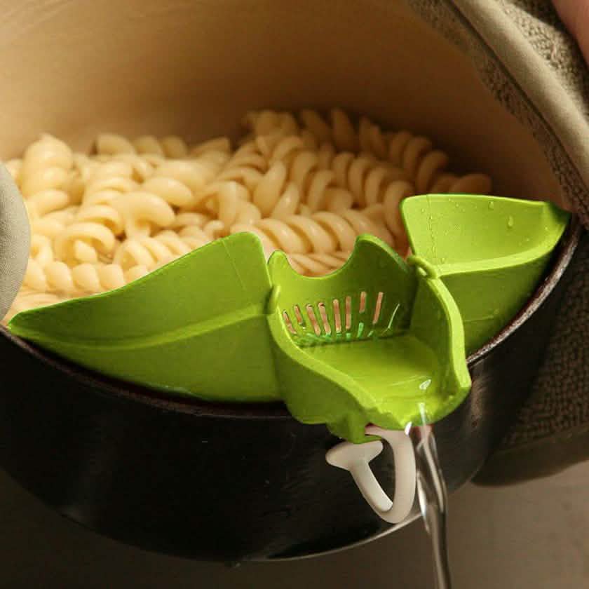 Snap'N Strain Kitchen Pot Strainer
